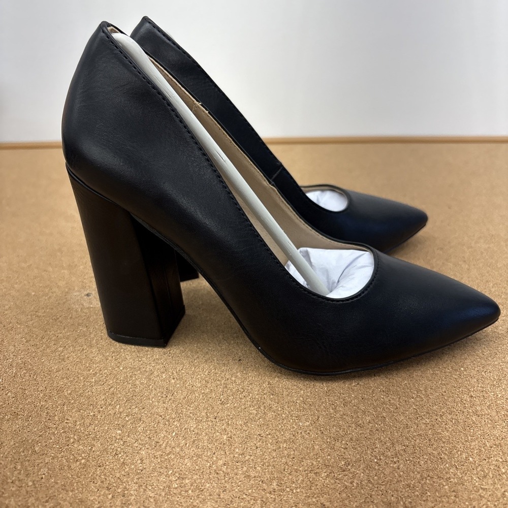 IDIFU Women 8 Black Pointed Toe Block Heel Pumps IN4 Collection Dress Shoes - Picture 3 of 9